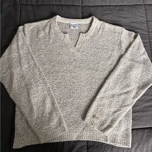 Columbia V-Neck Sweater in Light Gray and Cream